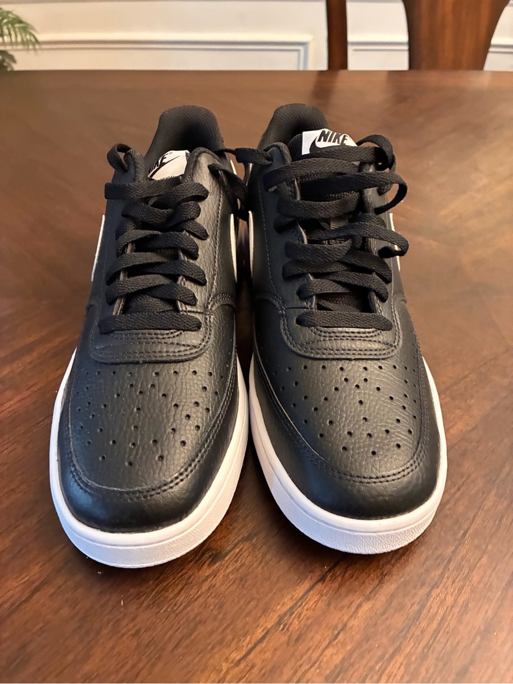 New women’s Nike Court Vision Low Black and White size 11